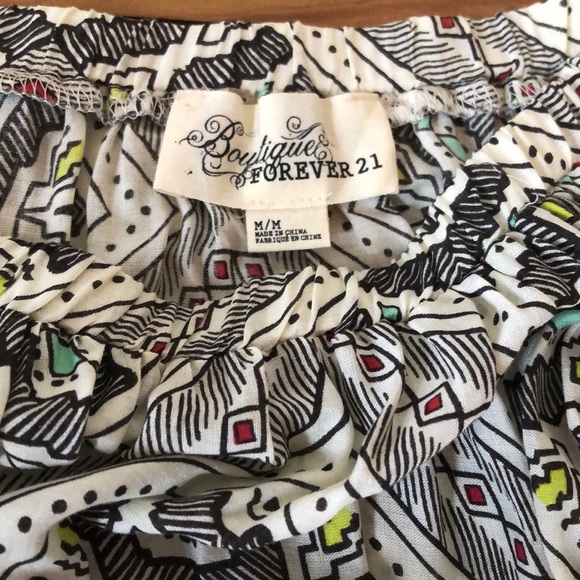 Forever 21 printed cropped top - Picture 2 of 4